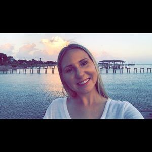 Meet your Posher, Meagan